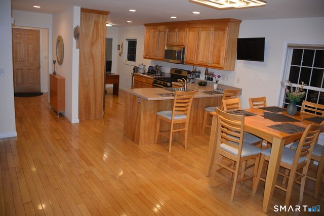 13 Canoe Birch Court 13, Berlin, CT 06037