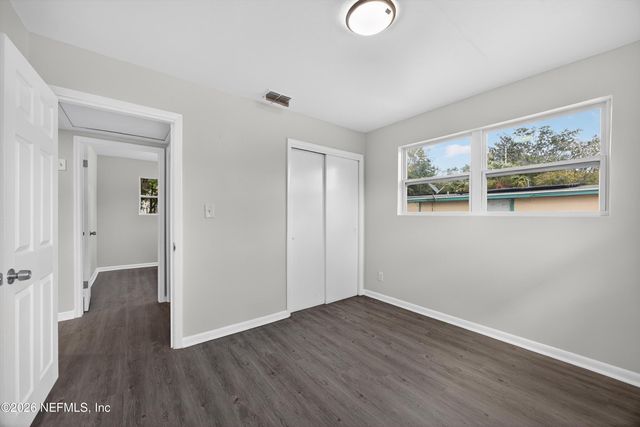 10063 AGAVE Circle N, Jacksonville, FL 32246