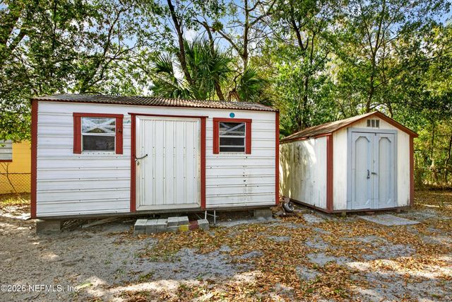 10063 AGAVE Circle N, Jacksonville, FL 32246