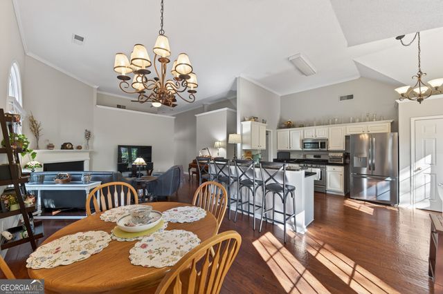 140 Blue Heron Lane, Alpharetta, GA 30009