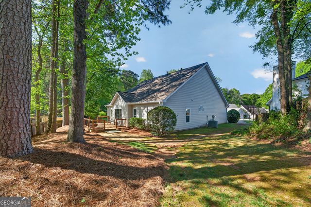 140 Blue Heron Lane, Alpharetta, GA 30009