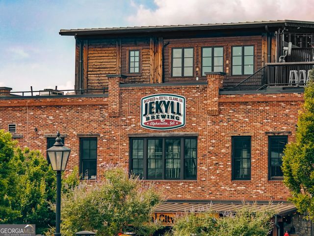 140 Blue Heron Lane, Alpharetta, GA 30009