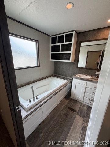 5655 Bermuda Drive, Kingston, OK 73439