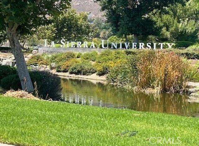 11309 Parkdale, Riverside, CA 92505