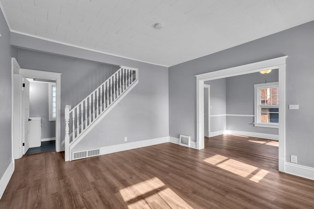 193 May Street, Bensenville, IL 60106