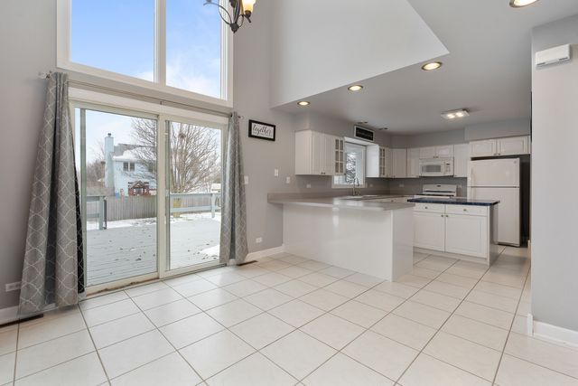 24751 Rosewood Lane, Manhattan, IL 60442