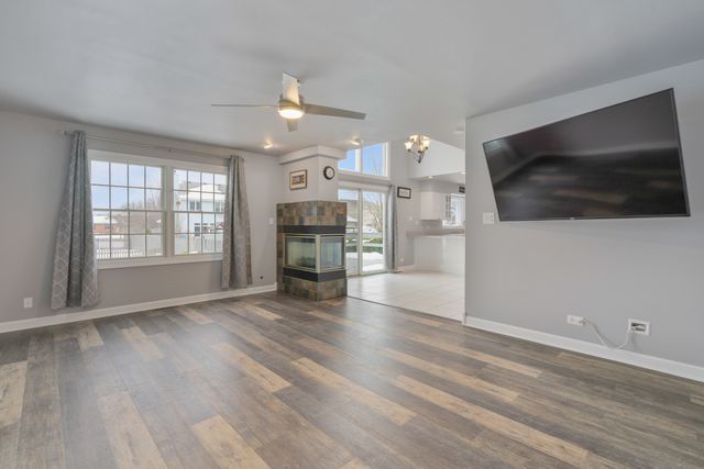 24751 Rosewood Lane, Manhattan, IL 60442