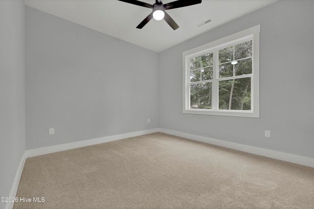 1320 Chadwick Shores Drive, Sneads Ferry, NC 28460