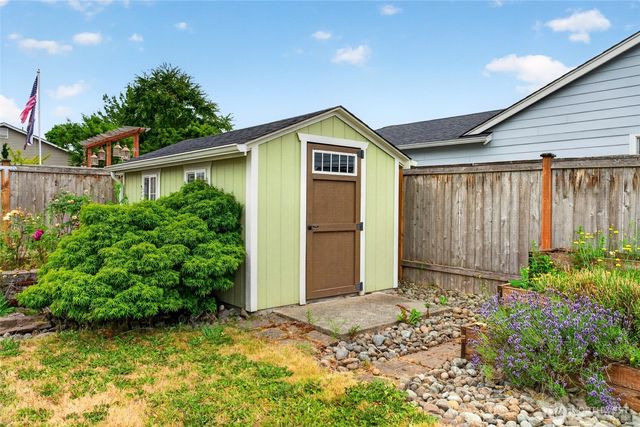 1217 Boatman Avenue NW, Orting, WA 98360