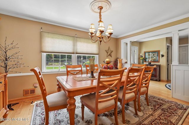 6 Murfield Drive, Lincroft, NJ 07738