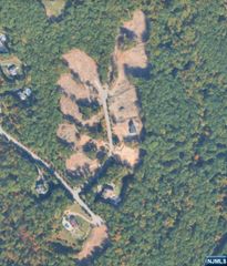8 Bristol Ridge Road, Boonton Township, NJ 07005