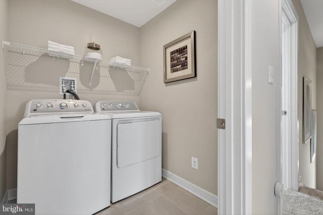 3575 WILDVIEW LN, York, PA 17404