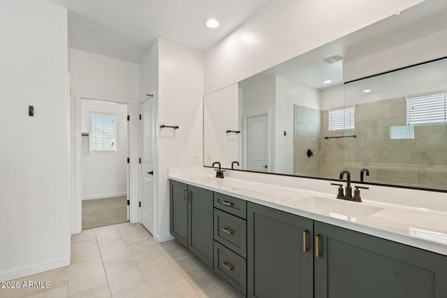 6439 N 17TH Place, Phoenix, AZ 85016