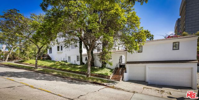 901 Malcolm Avenue, Los Angeles, CA 90024