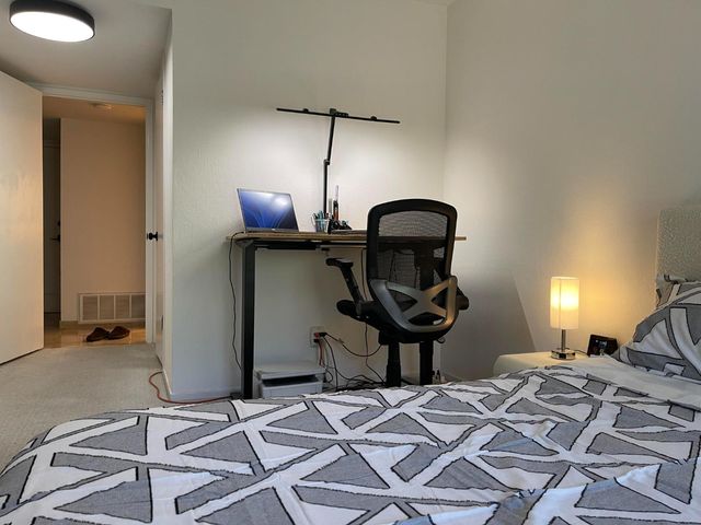 675 Sharon Park Drive 322, Menlo Park, CA 94025