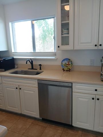 675 Sharon Park Drive 322, Menlo Park, CA 94025