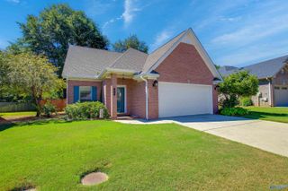 976 Tracey Lane, Decatur, AL 35603