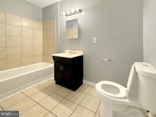 1812 MCCULLOH ST, Baltimore, MD 21217