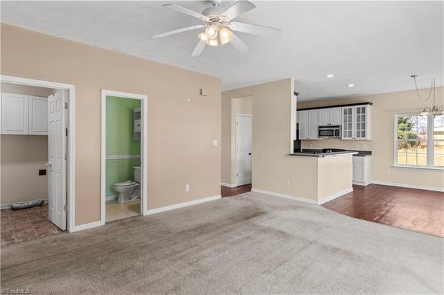 208 Mountain View Road, Statesville, NC 28625