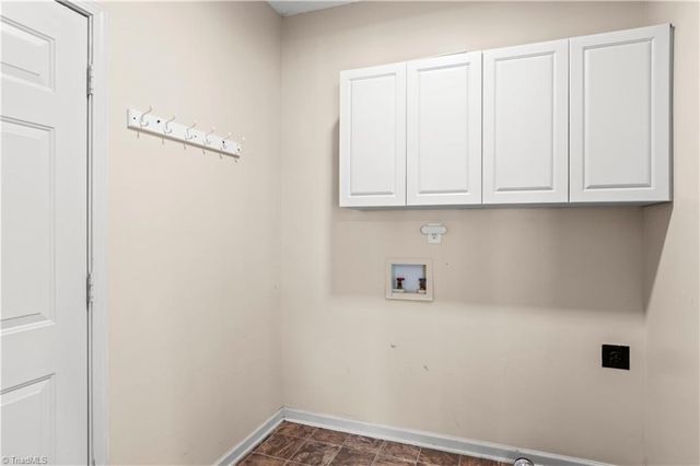 208 Mountain View Road, Statesville, NC 28625