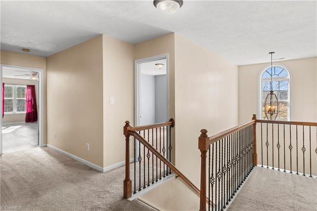 208 Mountain View Road, Statesville, NC 28625