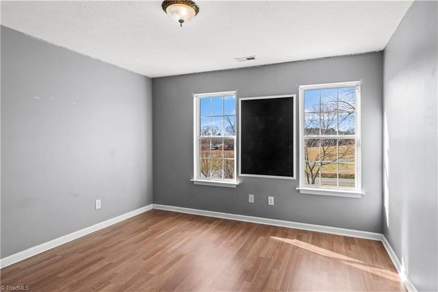 208 Mountain View Road, Statesville, NC 28625