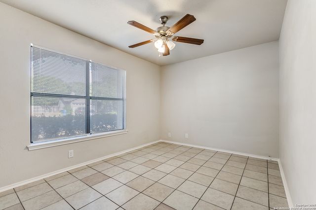 11090 Moonlit, San Antonio, TX 78249