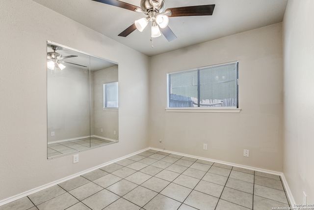 11090 Moonlit, San Antonio, TX 78249