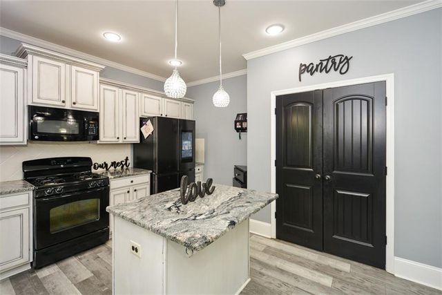 5256 Middleton Place, Acworth, GA 30101