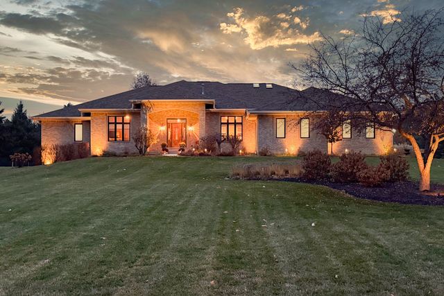 846 Wood Ridge Lane, Caledonia, IL 61011