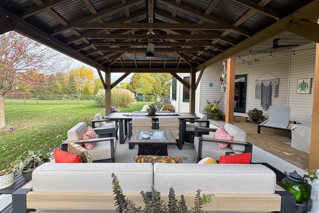 846 Wood Ridge Lane, Caledonia, IL 61011