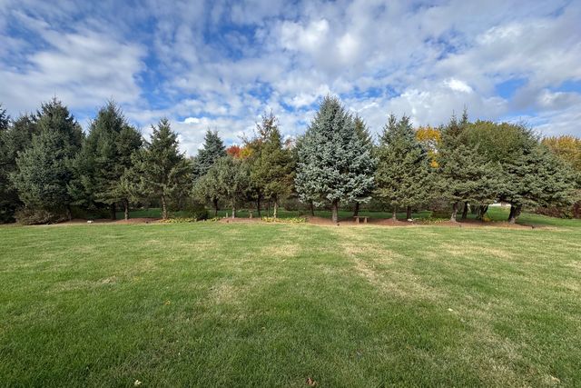 846 Wood Ridge Lane, Caledonia, IL 61011