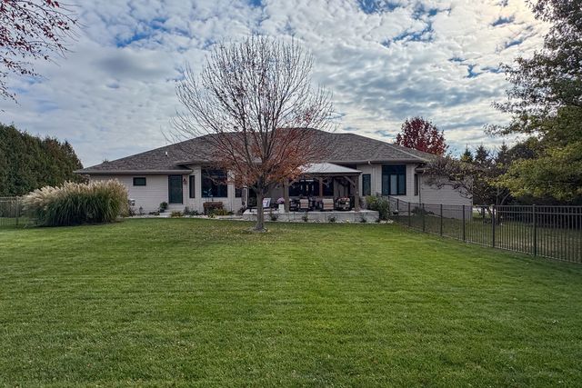 846 Wood Ridge Lane, Caledonia, IL 61011