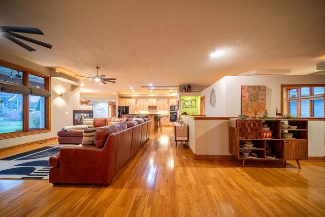 846 Wood Ridge Lane, Caledonia, IL 61011