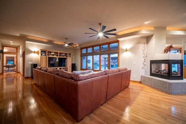 846 Wood Ridge Lane, Caledonia, IL 61011