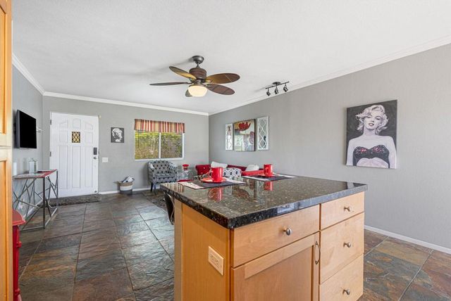 800 E Cottonwood Road 2, Palm Springs, CA 92262