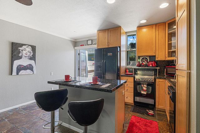 800 E Cottonwood Road 2, Palm Springs, CA 92262