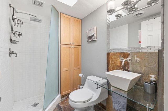 800 E Cottonwood Road 2, Palm Springs, CA 92262