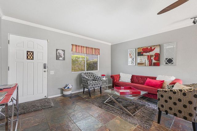 800 E Cottonwood Road 2, Palm Springs, CA 92262