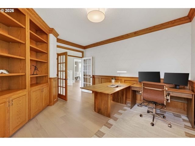 2140 FIRCREST Dr, West Linn, OR 97068