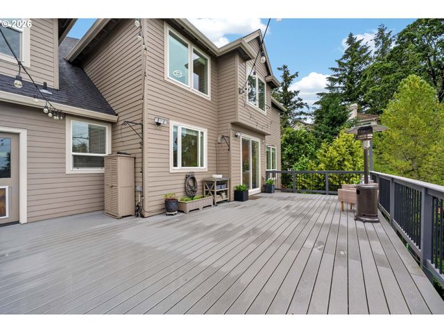 2140 FIRCREST Dr, West Linn, OR 97068