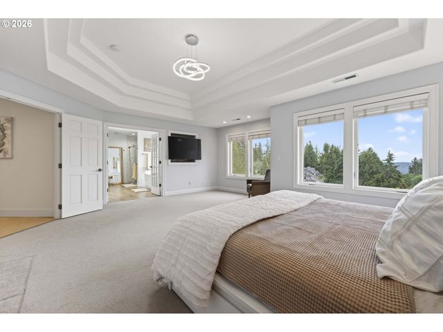 2140 FIRCREST Dr, West Linn, OR 97068