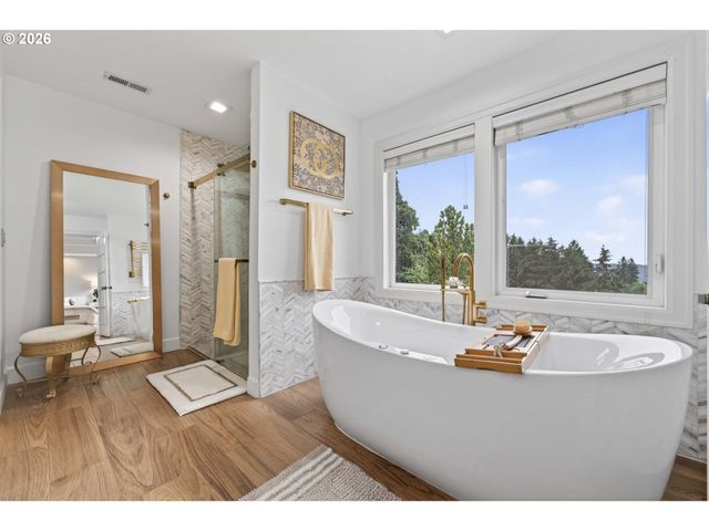2140 FIRCREST Dr, West Linn, OR 97068