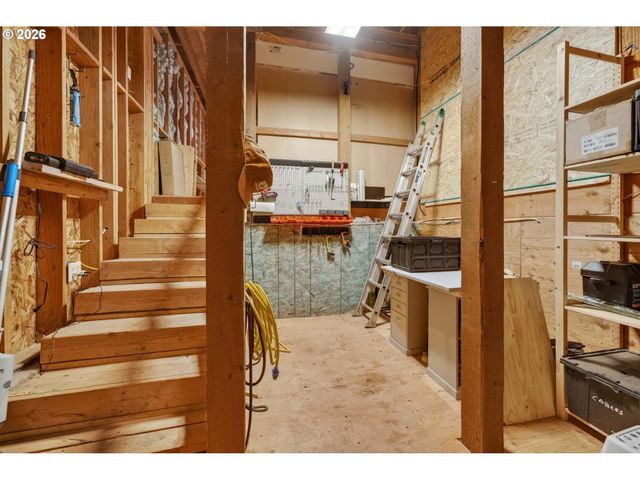 2140 FIRCREST Dr, West Linn, OR 97068
