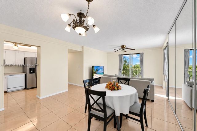 919 Hillcrest Drive 401, Hollywood, FL 33021