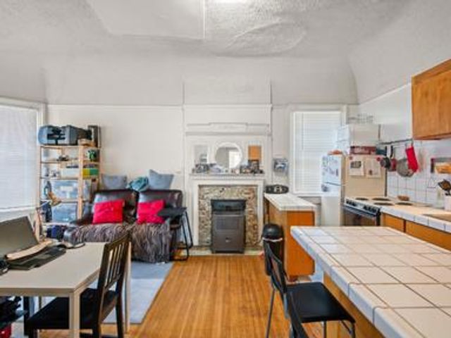 348352 Jayne, Oakland, CA 94610