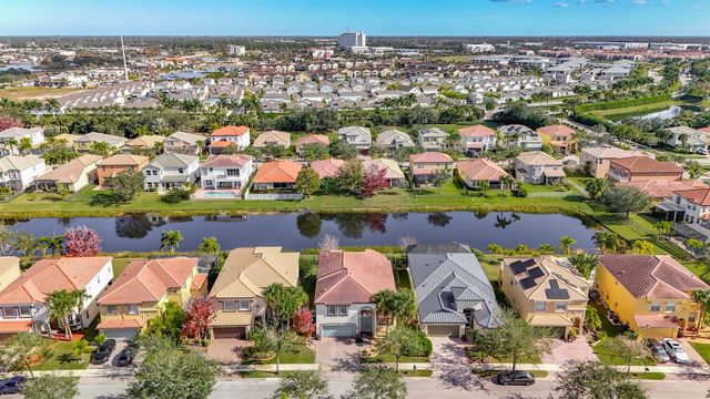 11162 SW Wyndham Way, Port St. Lucie, FL 34987