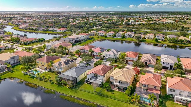 11162 SW Wyndham Way, Port St. Lucie, FL 34987