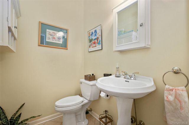20 Parkview Circle, Carmel, NY 10512