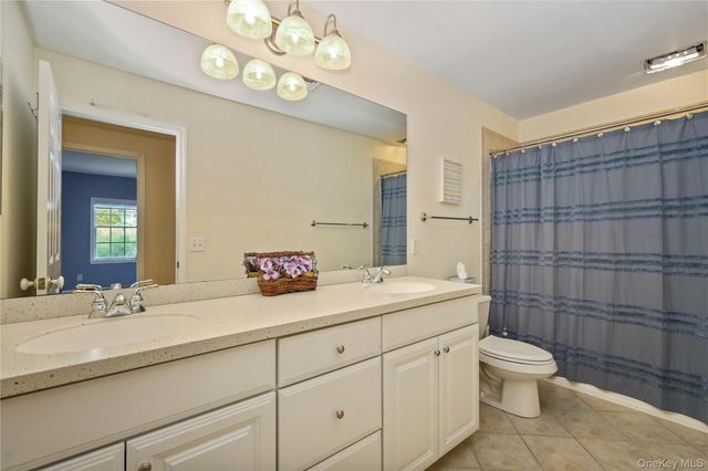 20 Parkview Circle, Carmel, NY 10512